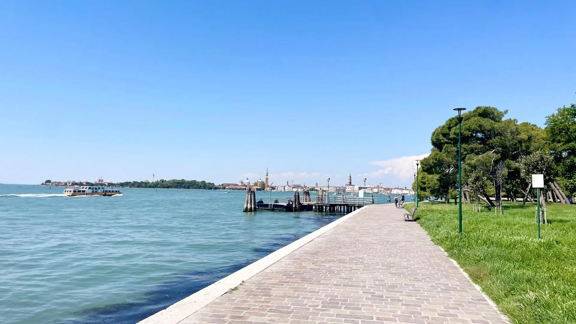 Casa Bruver Biennale Venezia Italy